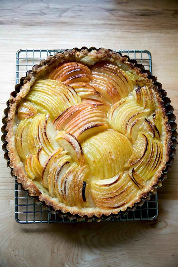 Apple tart recipes variations galettes crumbles