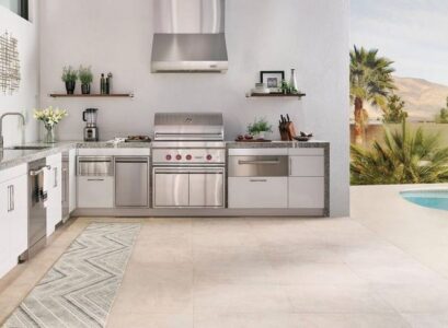 Modern-gas-grill-and-fantastic-outdoor-kitchen-design-ideas