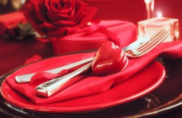 Stylish-Valentines-day-table-decorating-ideas