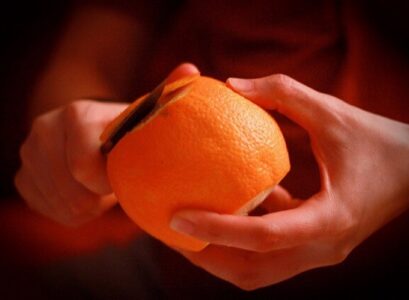 how-to-re-use-orange-peel-for-homemade-cleaning-products