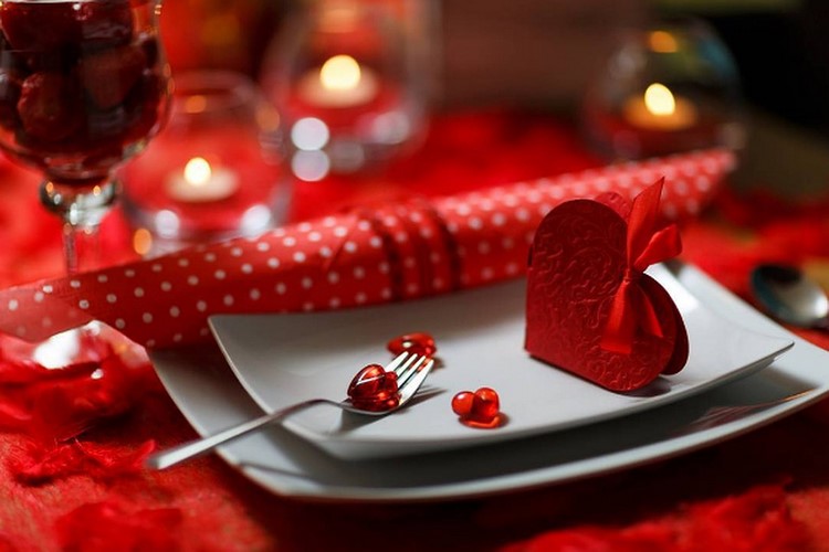 table decor ideas for february 14 white and red color scheme