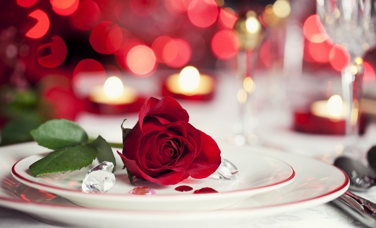 valentines dinner romantic atmosphere table decor ideas