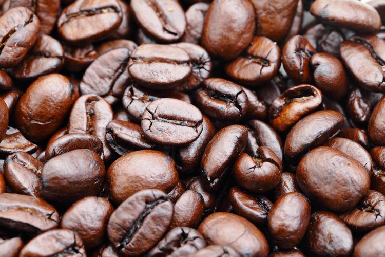 Coffee beans absorb and neutralize unpleasant odors