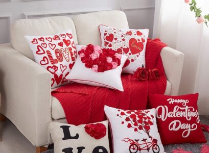 DIY-Valentines-Day-throw-pillow-ideas-quick-decoration-for-lovers-day