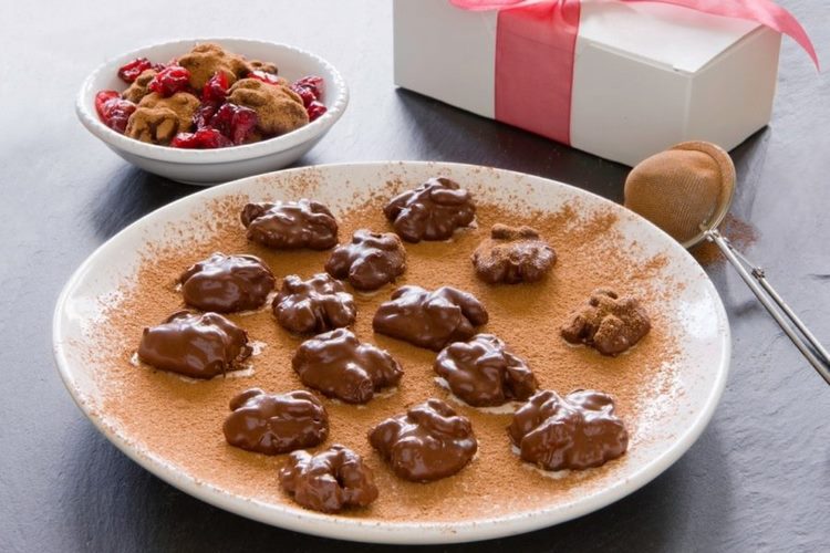 Homemade Chocolate Dipped Walnuts Recipe