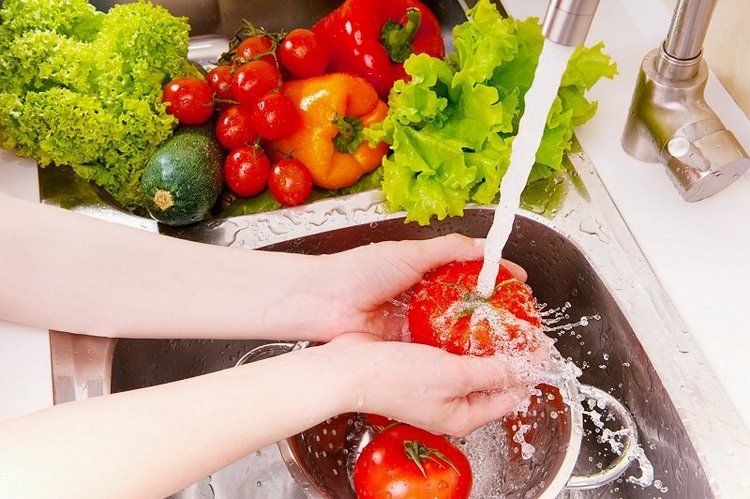 How to remove pesticides from fruits and vegetables at home