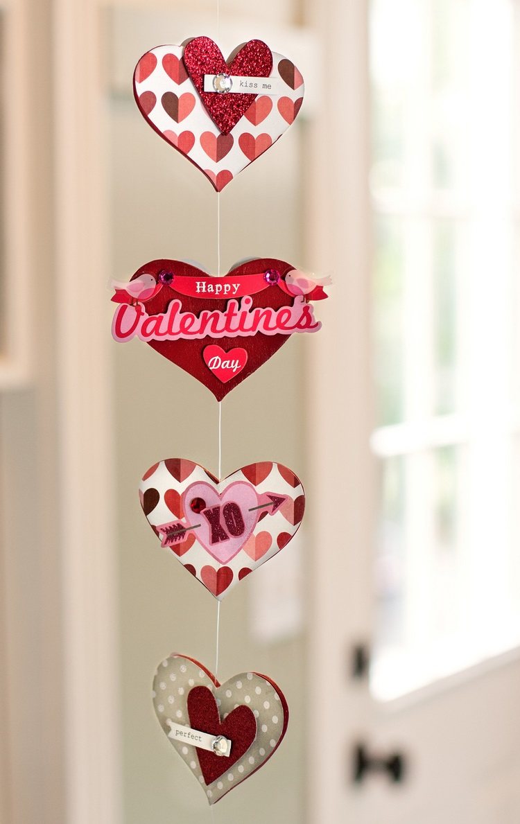 Valentines Day Garland ideas easy craft projects