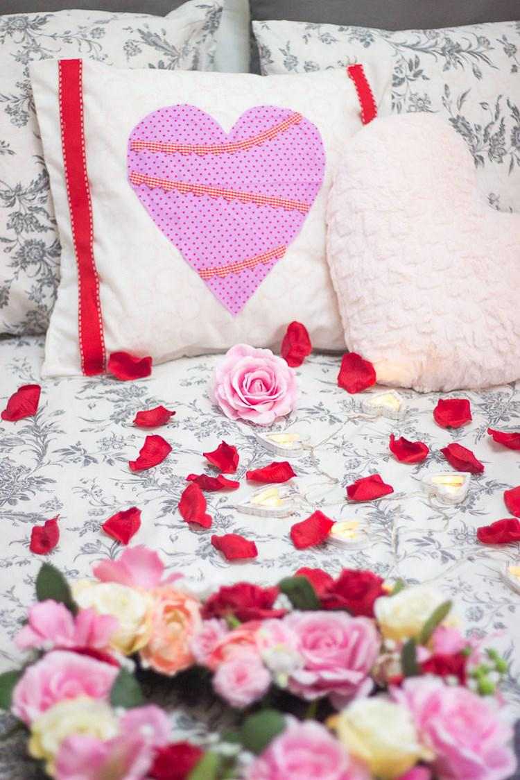 diy beautiful no sew cushion covers valentines day decor ideas