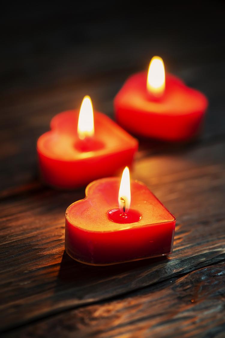 heart shaped candles for romantic february 14
