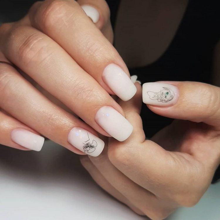 how to decorate milky manicure