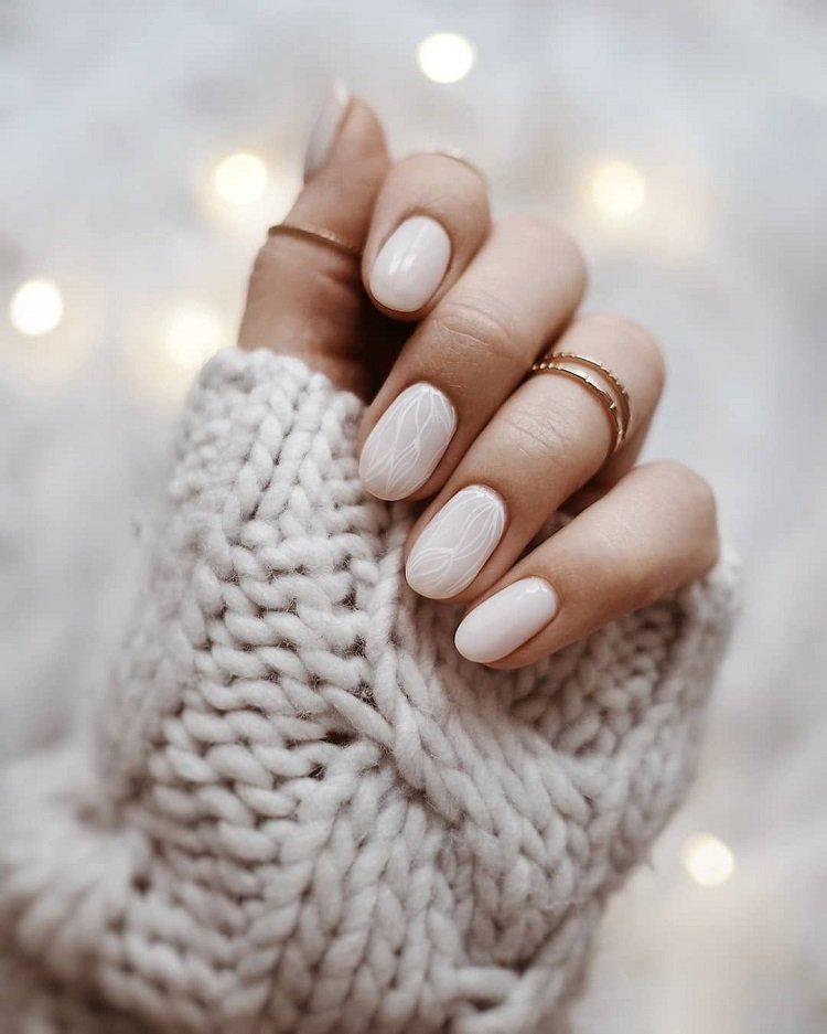 milky nails fall winter manicure ideas