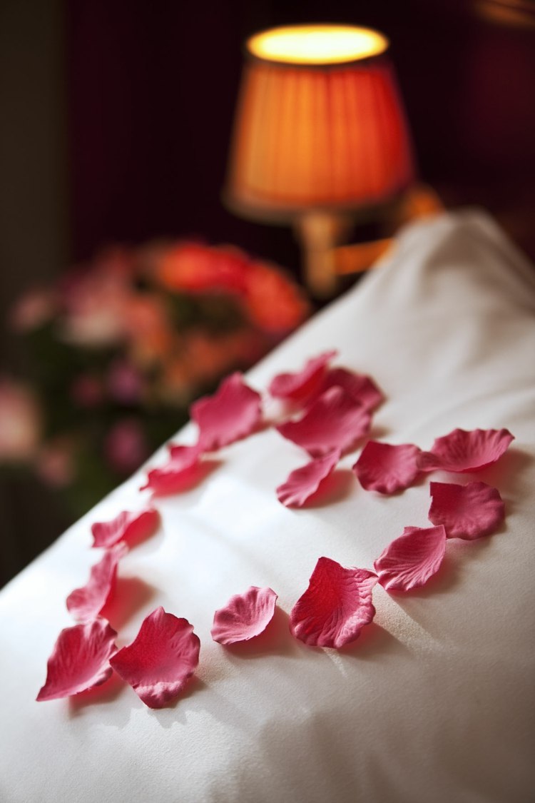 romantic bedroom decor heart rose petals