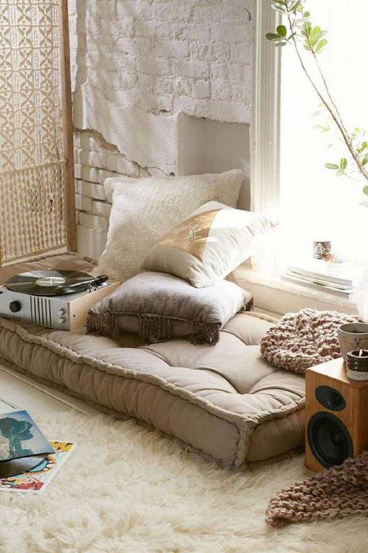 Cozy reading space design ideas floor cushions