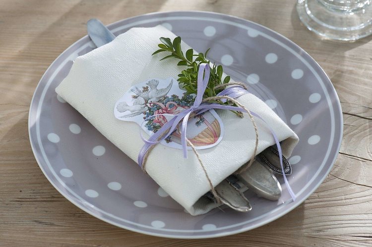 DIY Easter napkin decoration ideas printables fresh greens