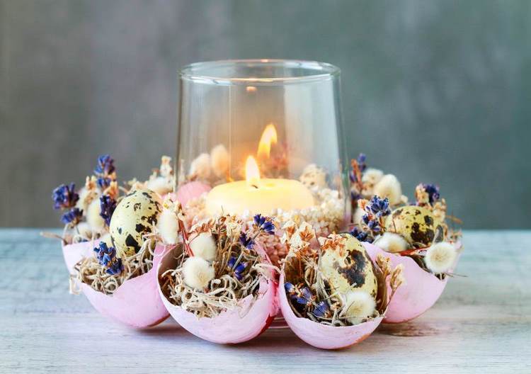 DIY easter table decor eggshells and candles ideas