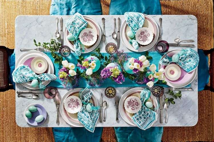 Easter tablescape ideas blue and white colors