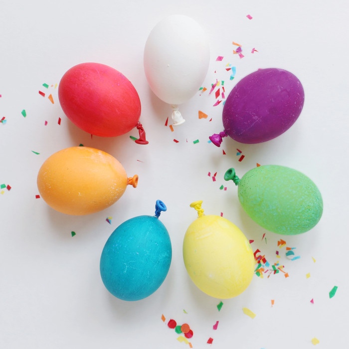 How to Make Balloon Easter Eggs