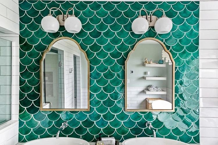 accent-wall-in-bathroom-ideas-green-fish-scale-tiles