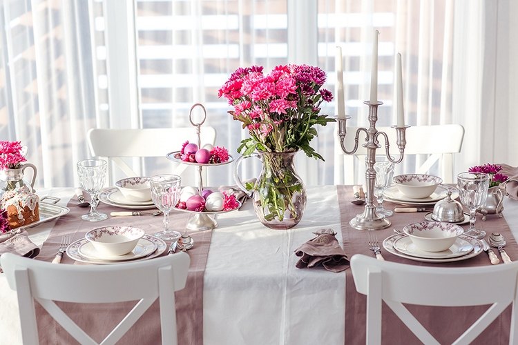 easter table in soft pastel pink and white palette