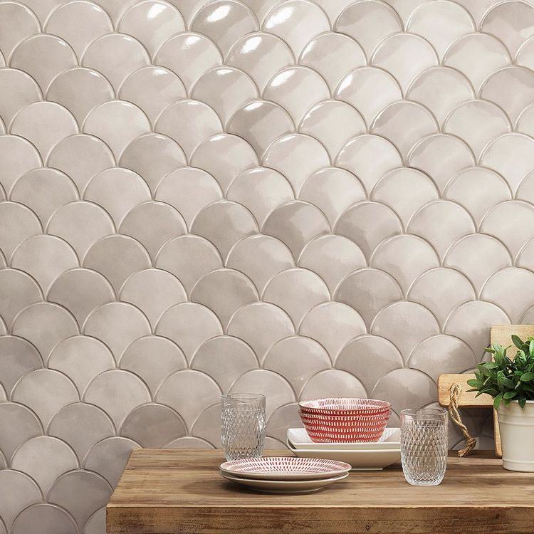 dining room interior design ideas gradient fish scale tiles 