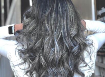 gray-streaks-on-black-hair