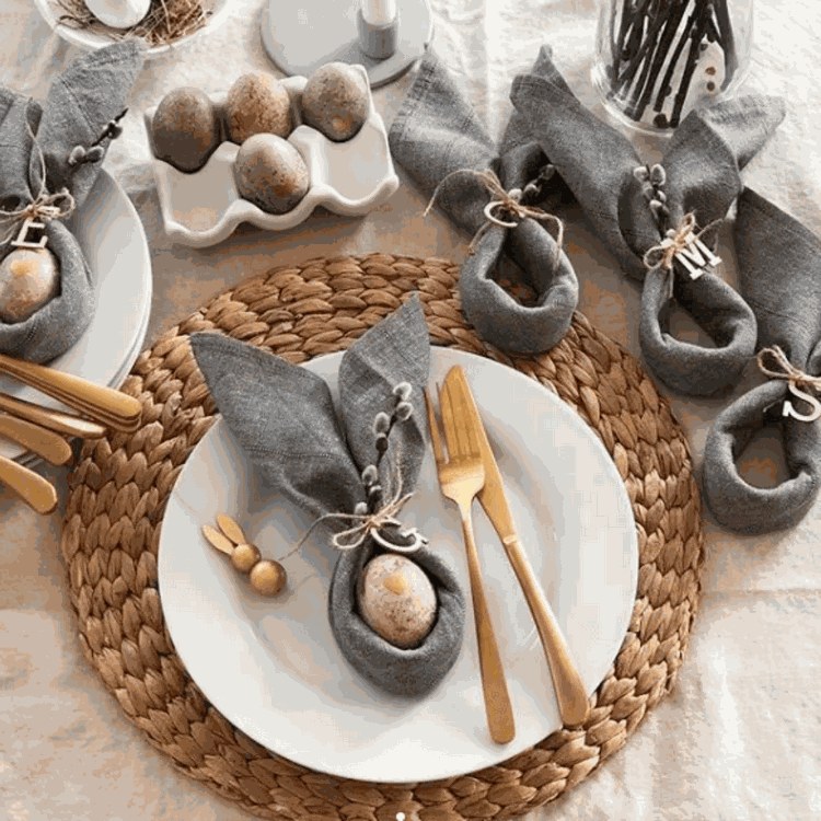 how to choose the style and color of your Easter table decorations
