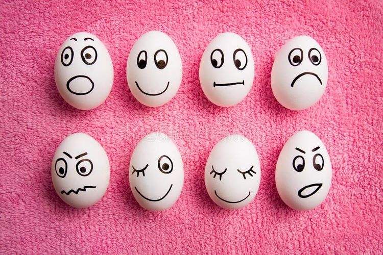 funny faces to draw on eggs