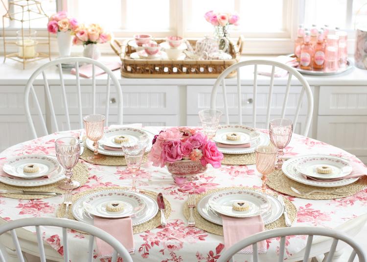 lovely pink and white spring table decor ideas