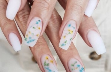 Milk-Bath-Nails-The-Latest-Summer-Nail-Trend-That-You-Must-Try