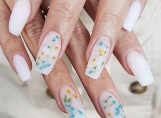 Milk-Bath-Nails-The-Latest-Summer-Nail-Trend-That-You-Must-Try