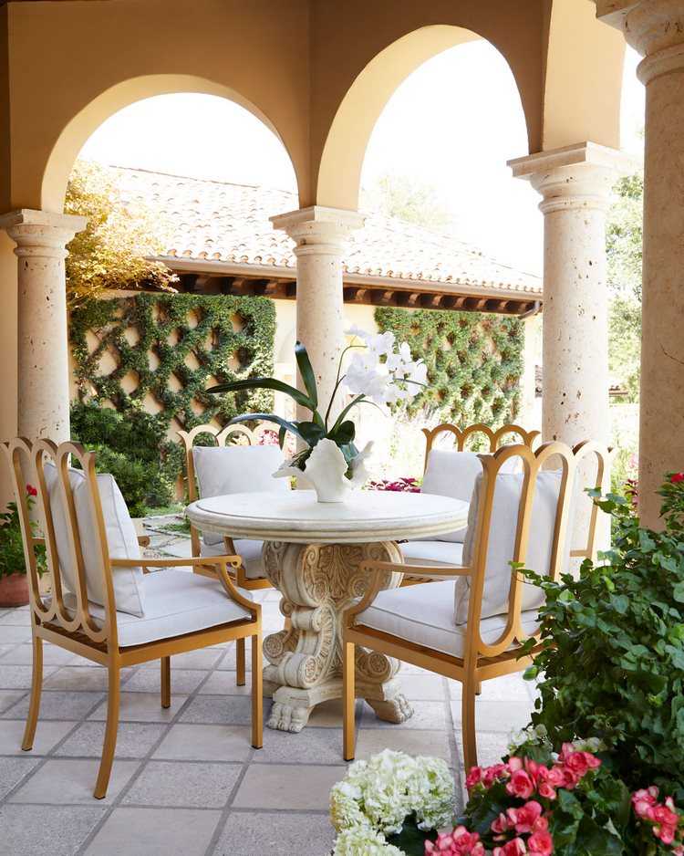 outdoor living space dining furniture ideas