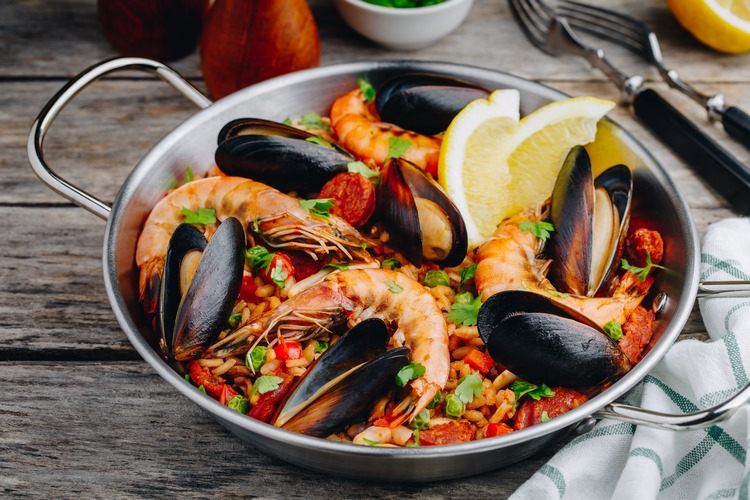 spanish paella with mussels and shrimps
