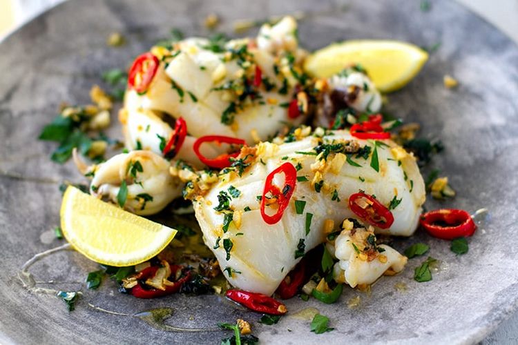 Squid with Garlic Chili And Parsley