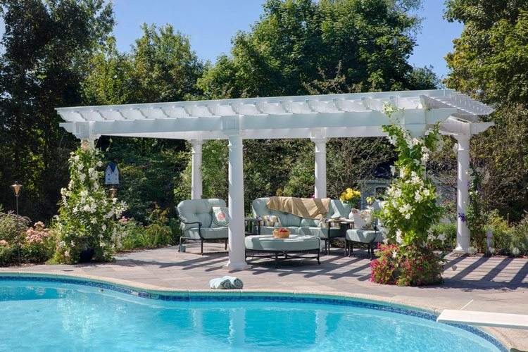 What are the-advantages of a pool pergola