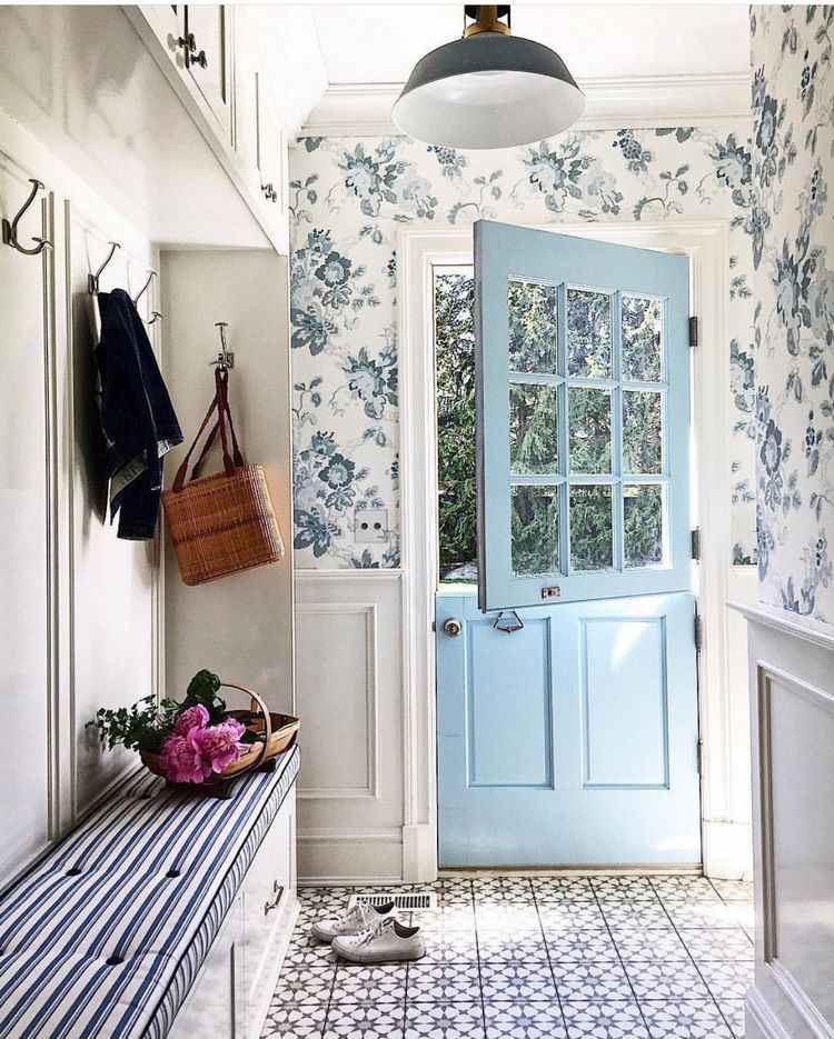 basic rules for the design and decor of a small hallway