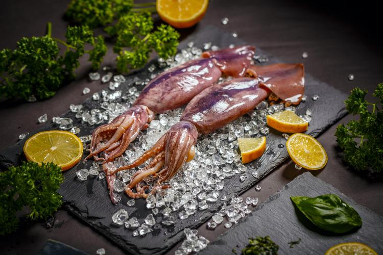 how to clean fresh squid