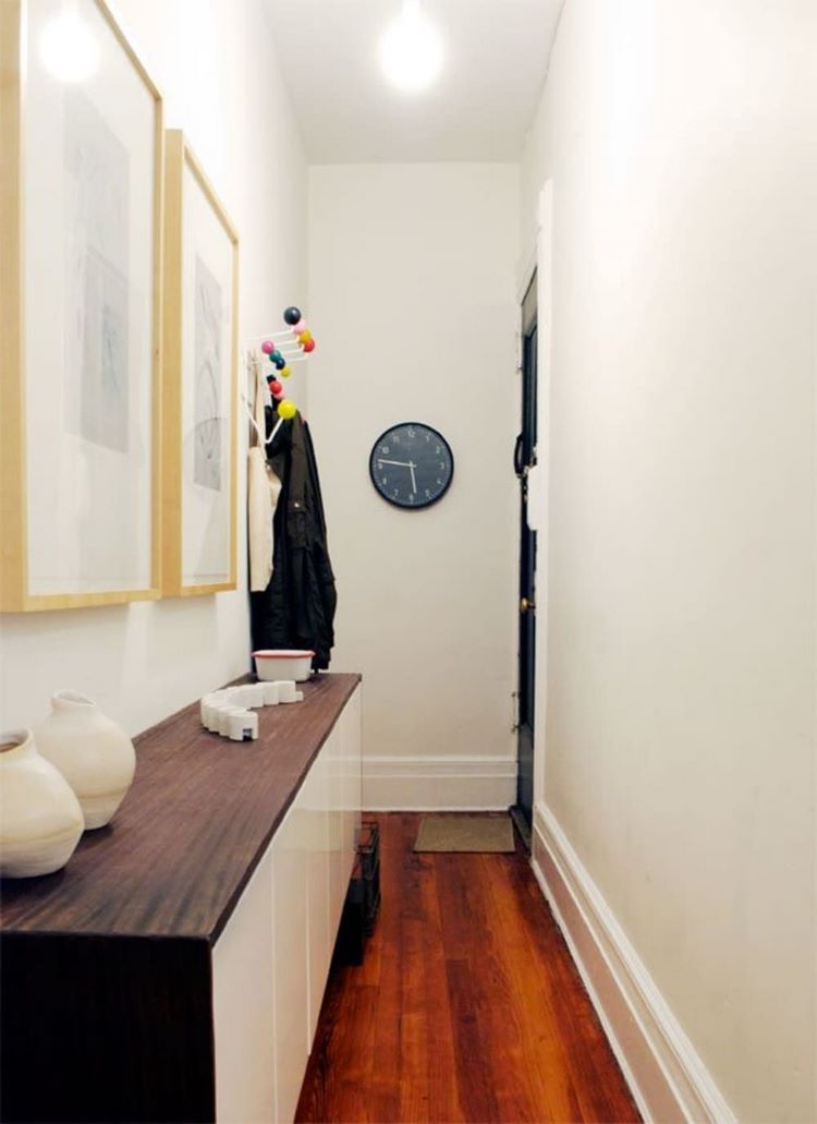 small-and-narrow-corridor-decorating-ideas