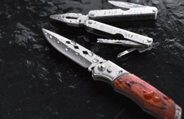 How-to-choose-a-pocket-knife-a-gift-that-any-man-will-love