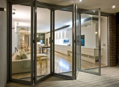 Modern-Bi-Fold-Patio-Doors-a-seamless-Transition-Between-Inside-and-Outside