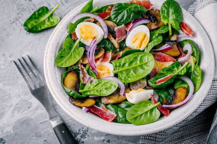 Spinach Mushrooms and Jamon Salad Recipe