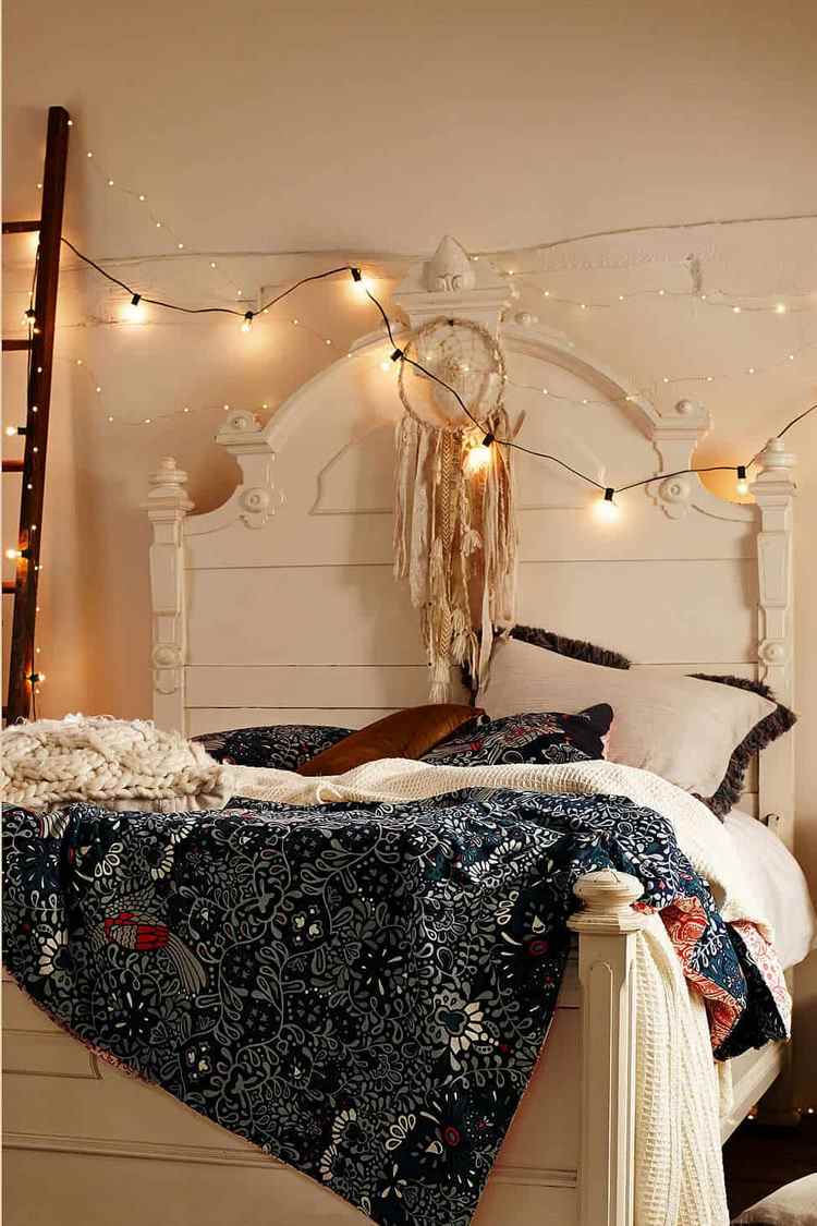 bedroom decoration with string lights artistic atmosphere