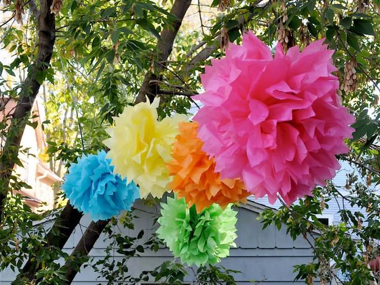 DIY festive backyard party decorating ideas