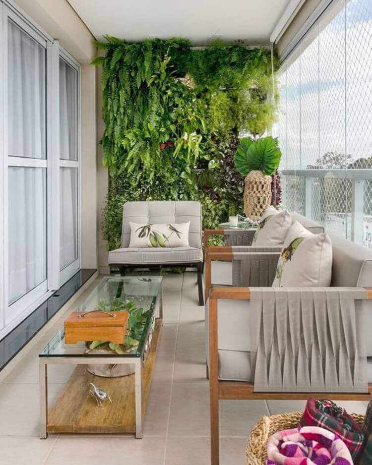 DIY green wall balcony decor ideas privacy wind protection