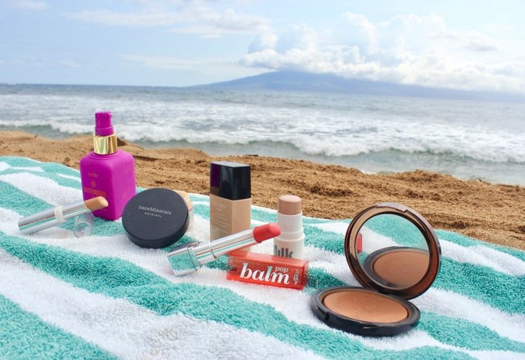 recommendations for your pool and beach makeup