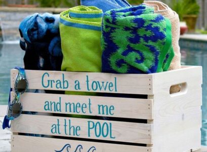 Pool-Towel-Storage-Ideas-How-to-Choose-the-Best-Outdoor-Towel-Rack