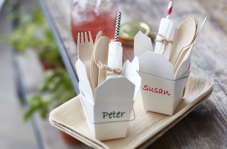 backyard bbq party serving tips cutlery