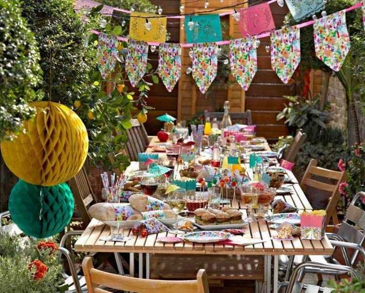 banners and table decor summer garden party ideas