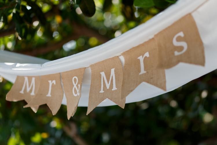 rustic wedding decorating ideas flags with mr mrs letters