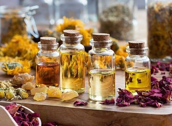 8-Essential-oils-that-soothe-mosquito-bites-and-relieve-itching