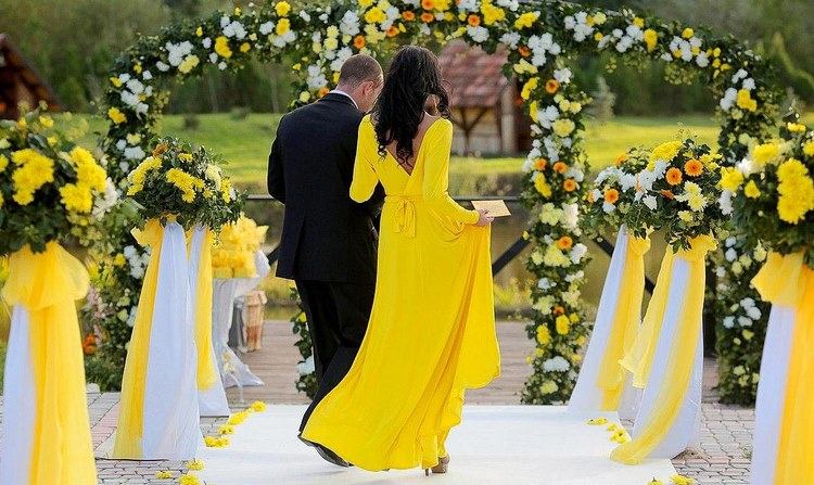 Yellow evening dress starry night gown wedding dress prom dress bridesmaid  dress, Women's Fashion, Dresses & Sets, Evening Dresses & Gowns on Carousell